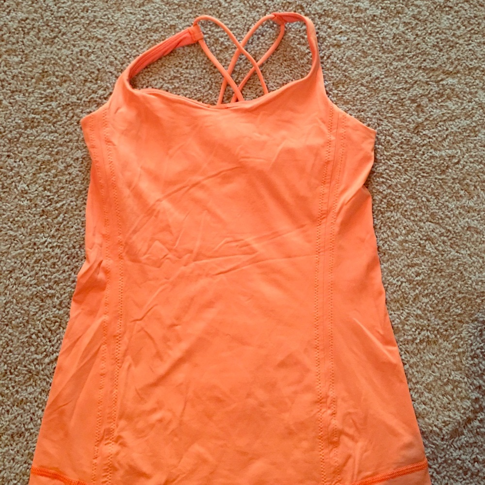 Lululemon tank