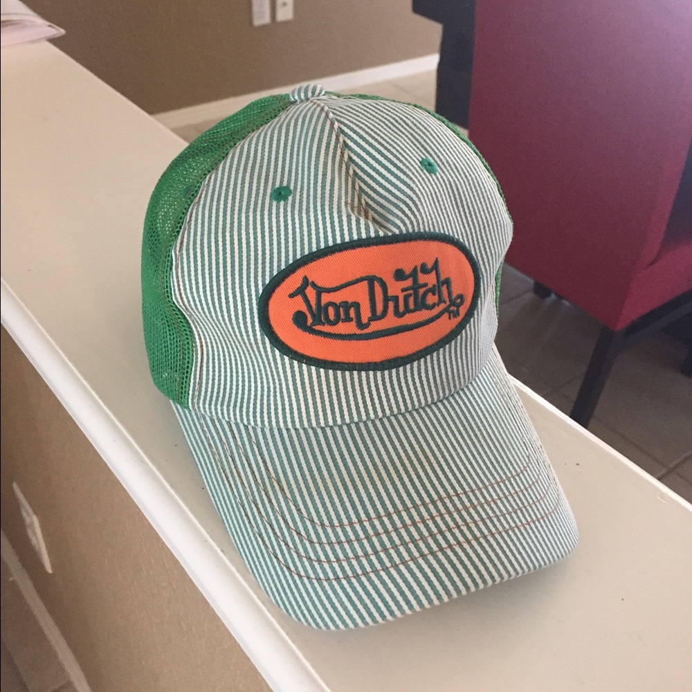 Green cap