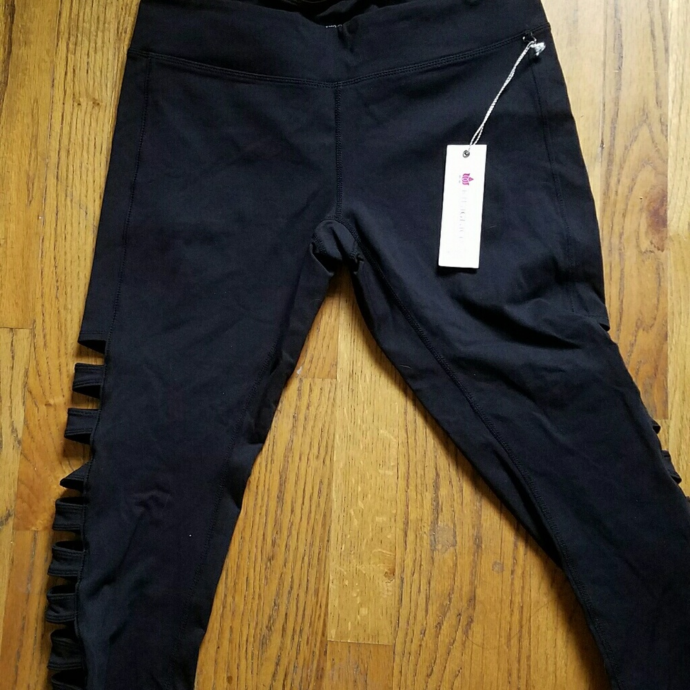 Kiera Grace Warrior Tough Cut Yoga Legging (Black)