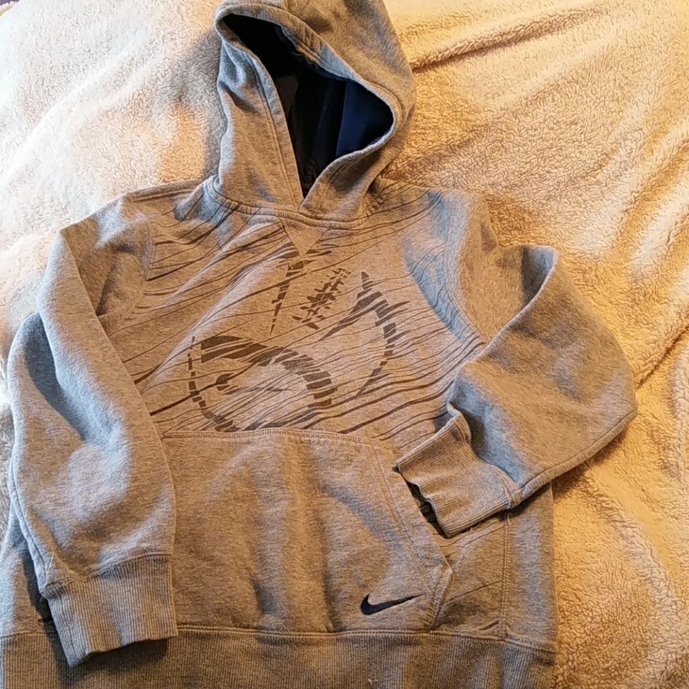 Nike sweatshirt