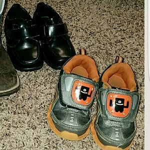 2 different pair of used shoes
