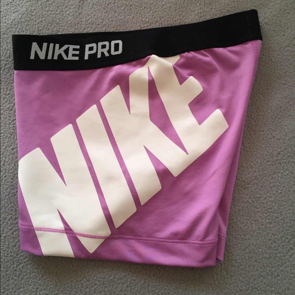 Lilac Nike pros
