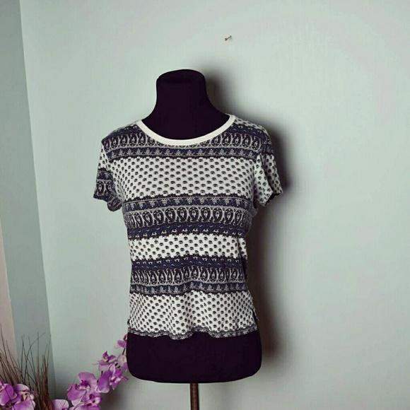 American Eagle Outfitters Tops - American Eagle Navy Blue Paisley Print Top