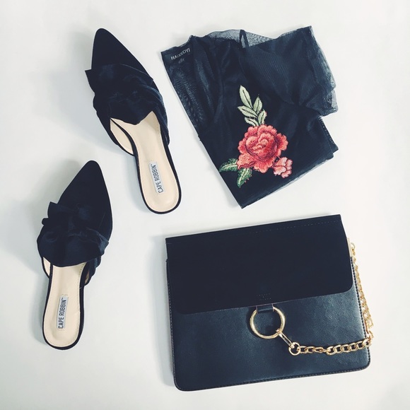 RESTOCKING Next Week✨ Fiona Black Pointy Toe Mules - Picture 7 of 8