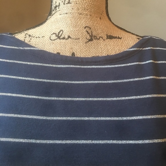 Talbots tee ❤️ - Picture 3 of 4