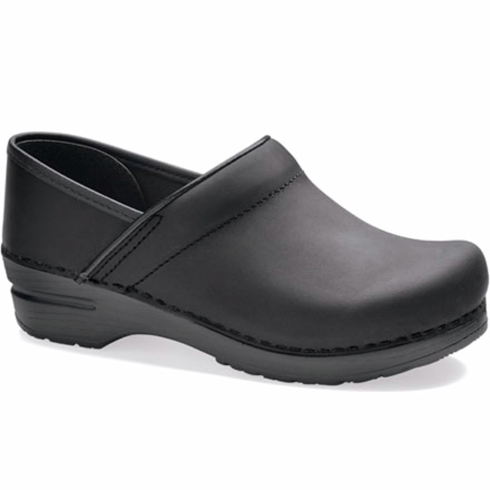 Like new Dankso pro clogs matte black