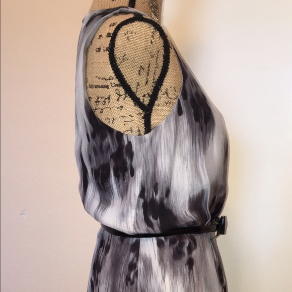 ⭐️Banana Republic-SILK SHEATH DRESS⭐️ EUC⭐️ - Picture 2 of 5