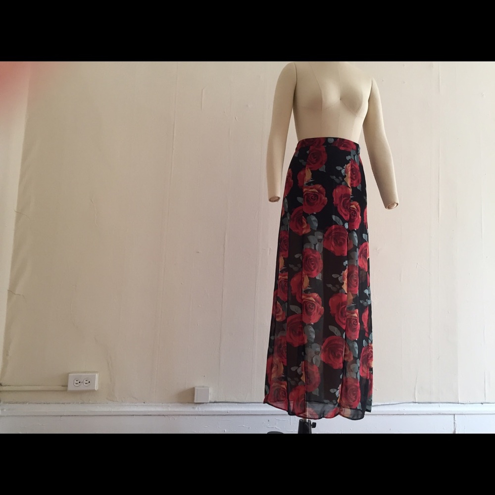 FOREVER 21 SPLIT SHEER MAXI SKIRT