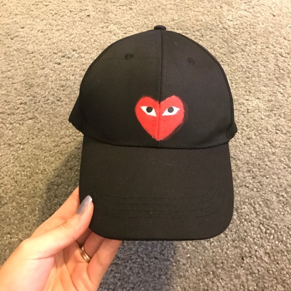 Heart hat - Picture 1 of 2