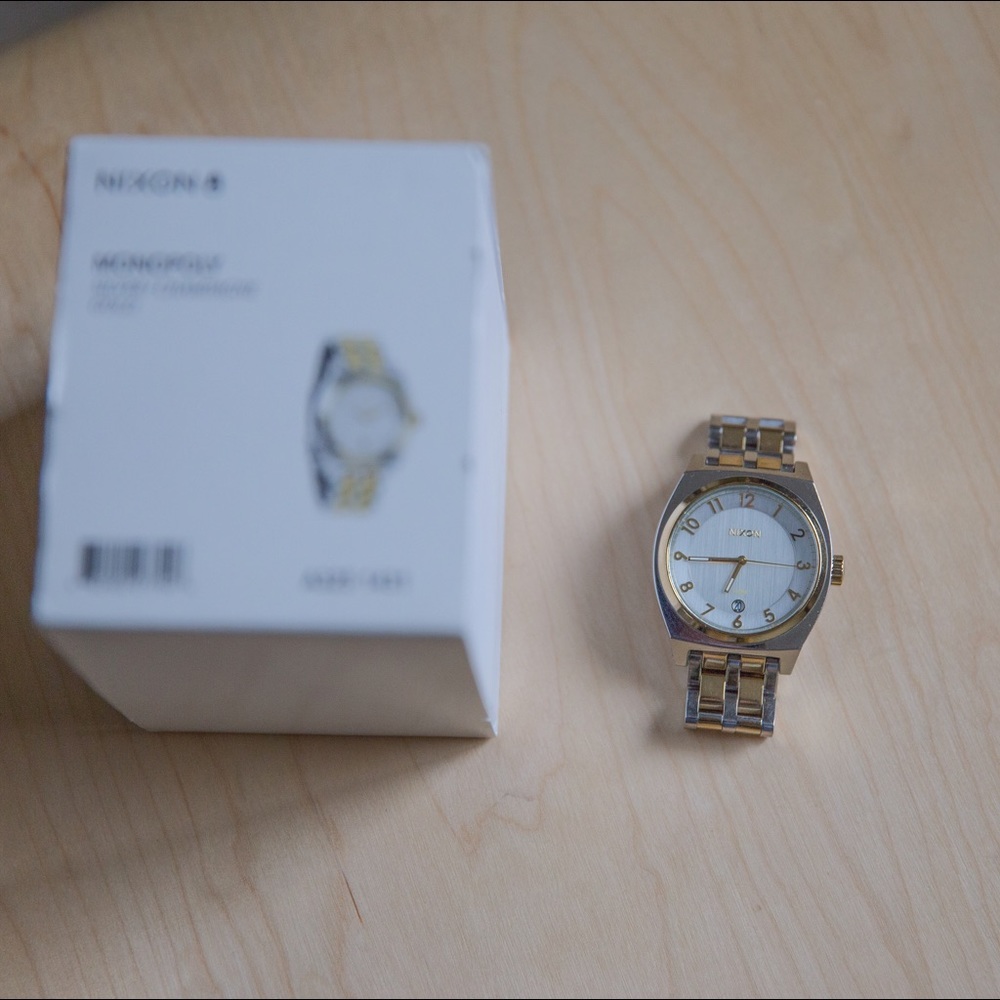 Nixon Monopoly Watch - Silver | Champagne Gold