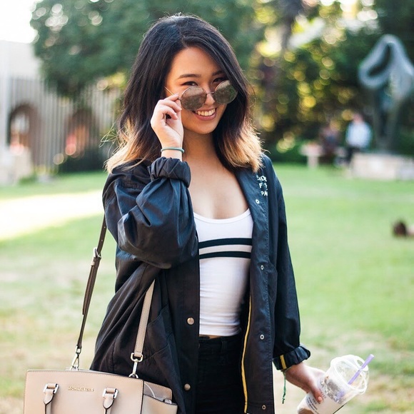 Follow for follow!? @catsinemaxine 💕 - Picture 2 of 6