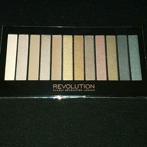 Revolution Redemption Eyeshadow Palette Iconic 1