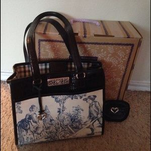 Purse with coin purse