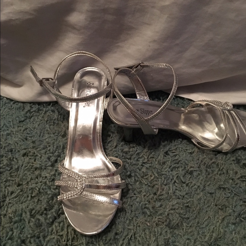 Silver Heels!