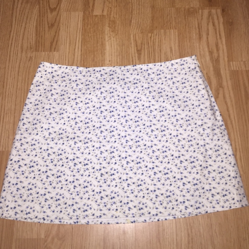 Theory floral mini skirt