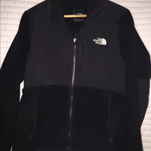 (Sold) The North Face Denali Jacket - Picture 1 of 3