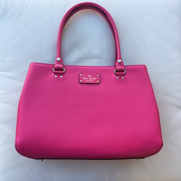 LAST ONE  Large Kate Spade satchel - Picture 2 of 7