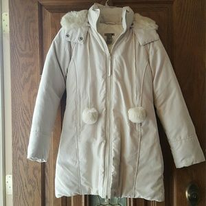 Down feather coat with detachable hood & pom poms