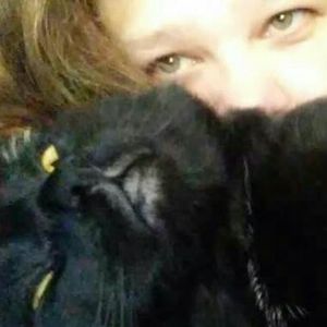 Meet your Posher, Crystal