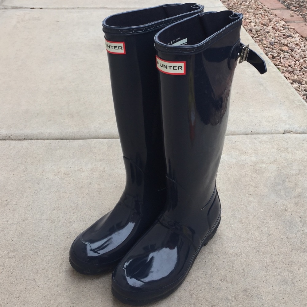 Hunter - Picture 3 of 3