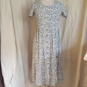 Super cute front button dress