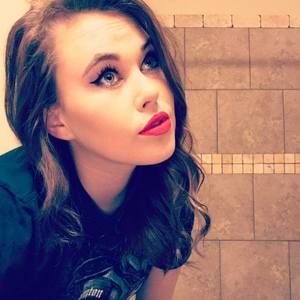 Meet your Posher, Arine