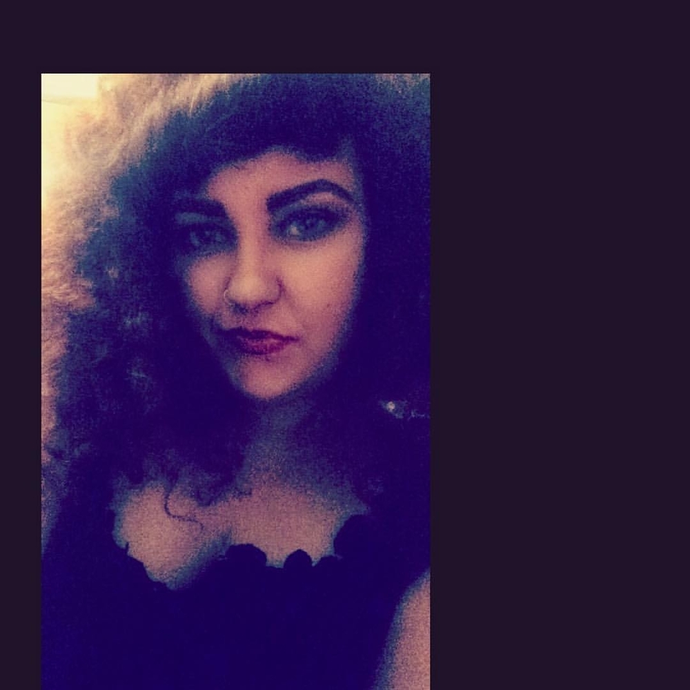 Meet your Posher, Madeline