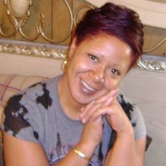 Meet your Posher, Cassandra - Picture 1 of 1