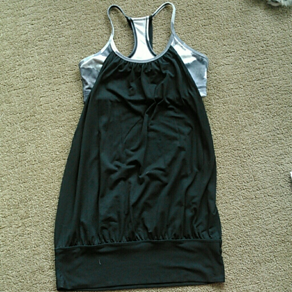 Lululemon tank tops