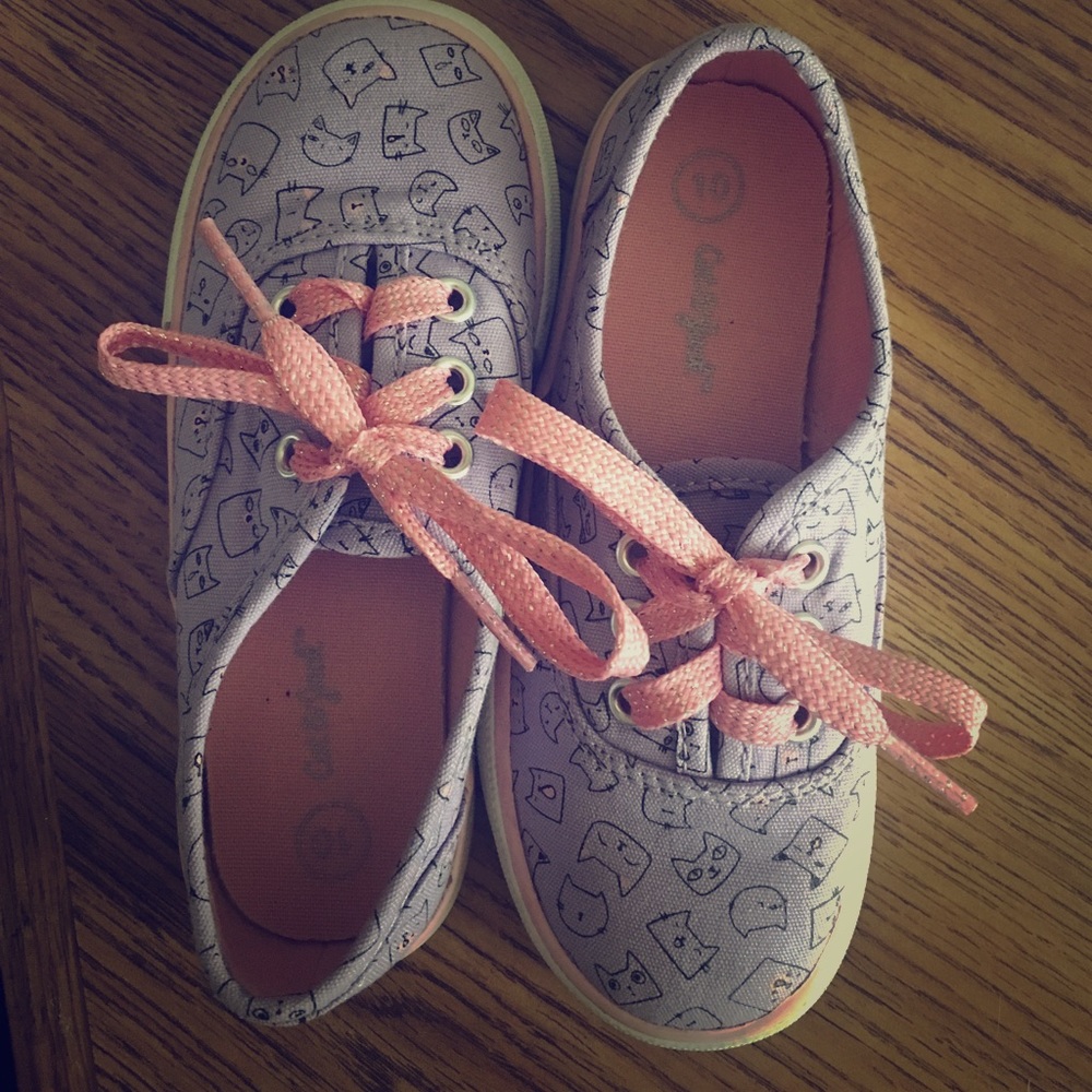Cat and Jack brand Tennis Shoes