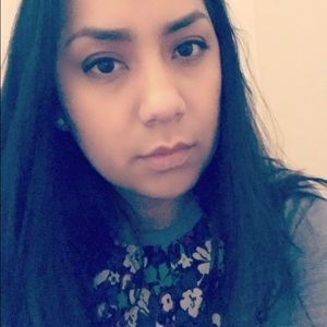 Meet your Posher, Liana
