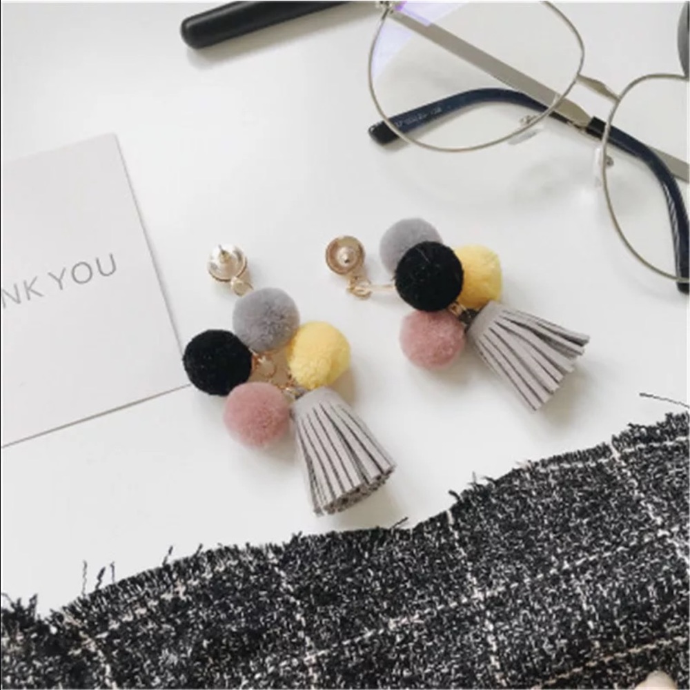 Fashion Earrings Ball Tassel Bohemian.