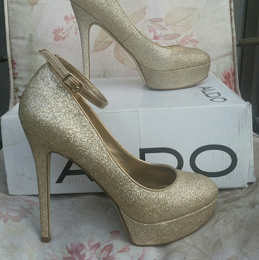 Aldo gold sparkle stilettos
