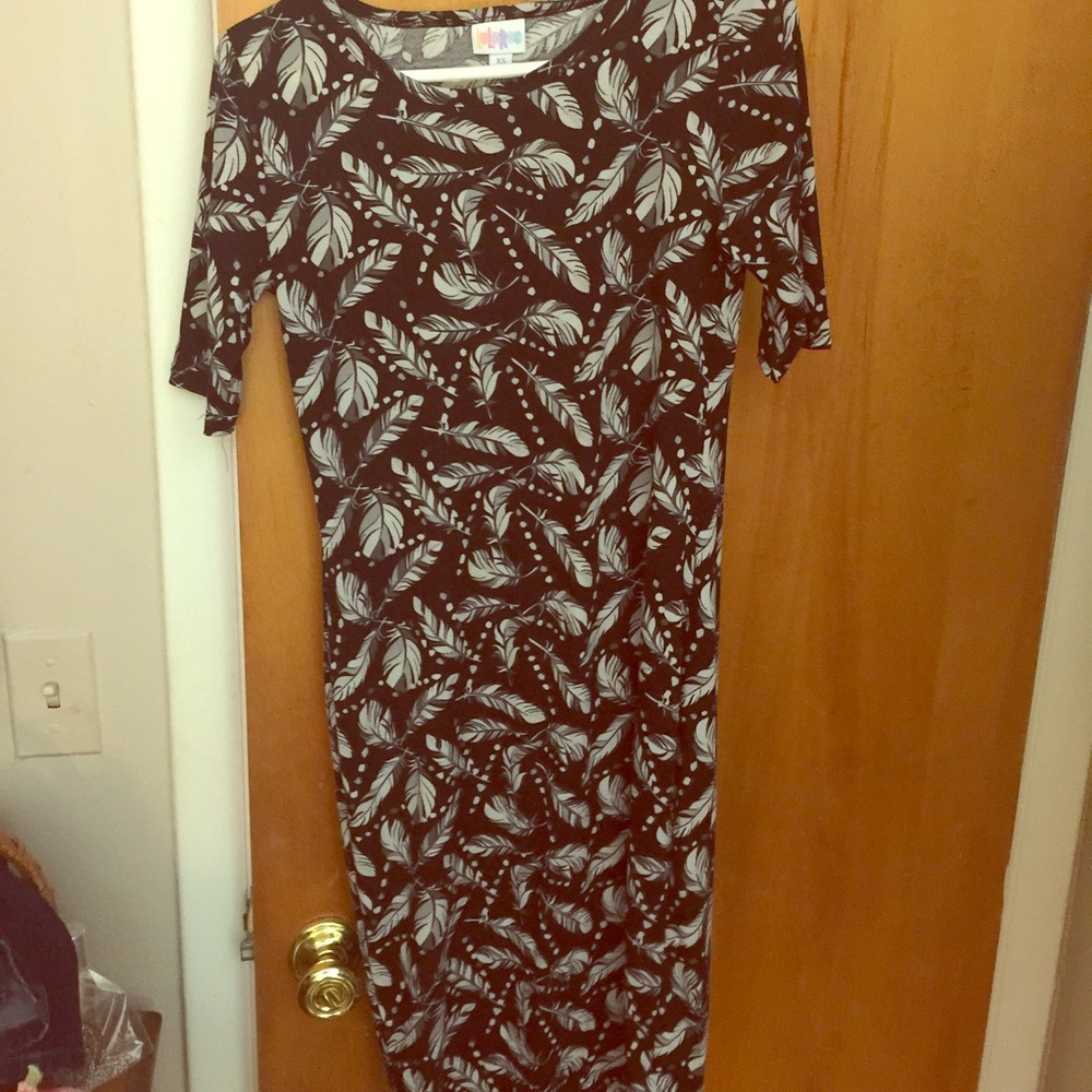 LLR Julia Black Feathers