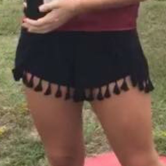 Tassels shorts - Picture 1 of 1