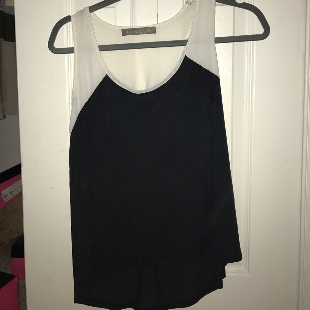 Brand New Flowy light tank top