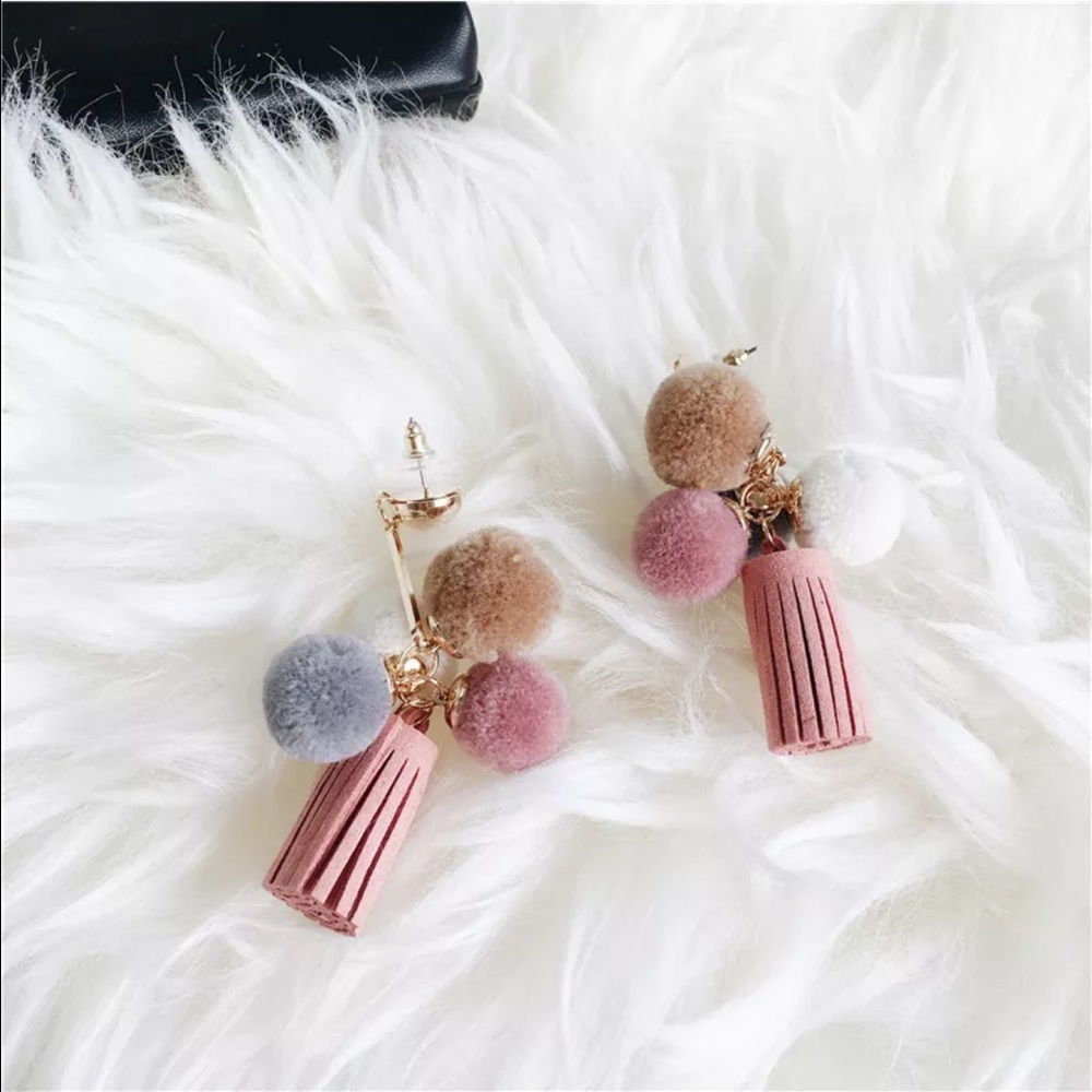 Fashion Earrings Ball Tassel Bohemian.