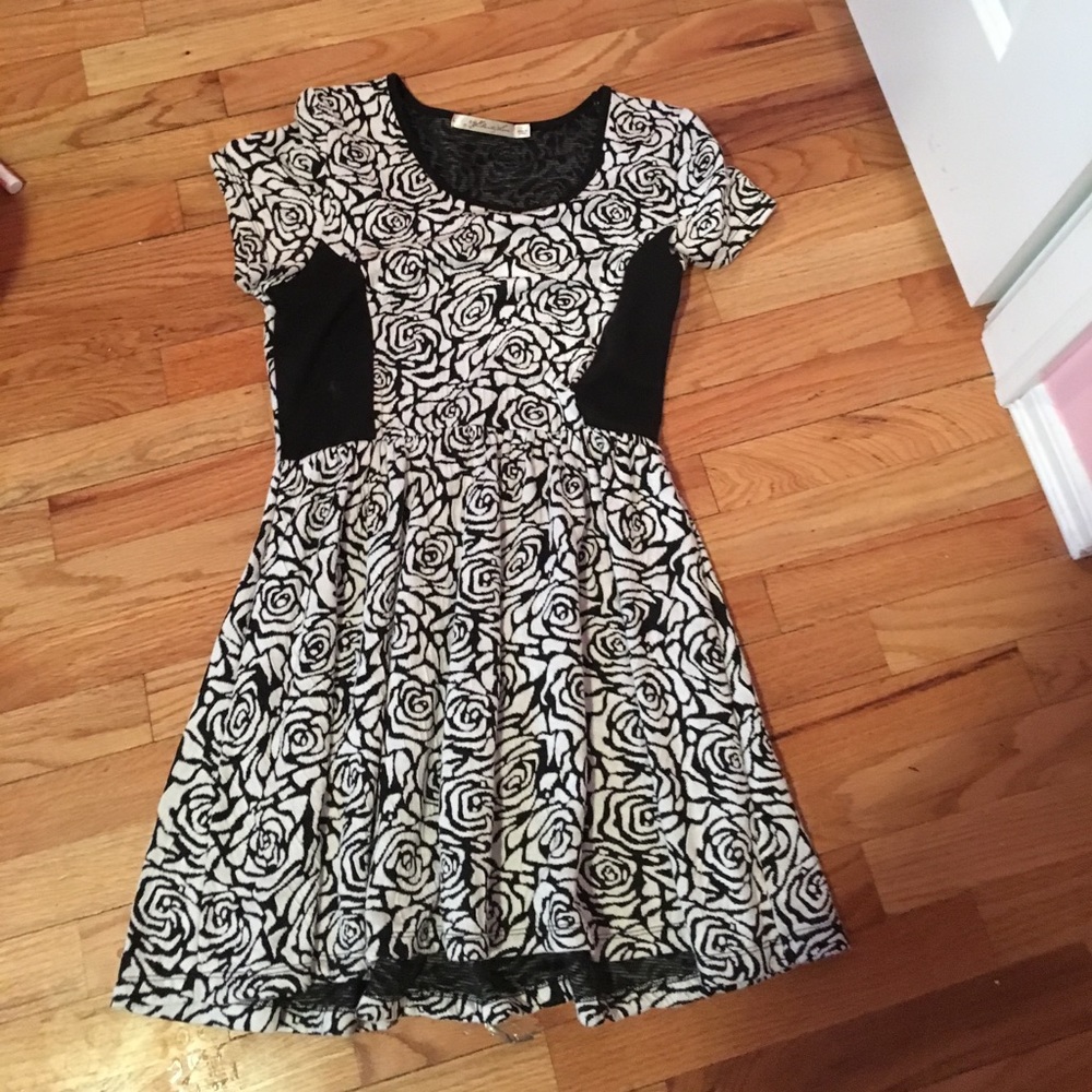 Black and white dress