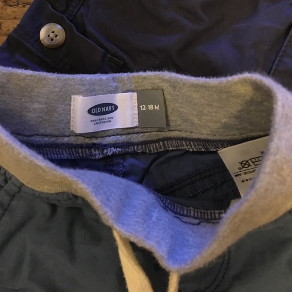 Toddler Old Navy Lot of shorts.  12-18m - Picture 4 of 4