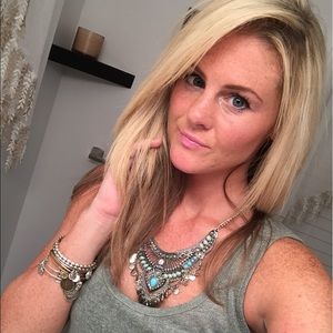 Meet your Posher, Janelle