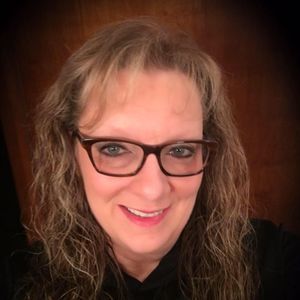 Meet your Posher, Sandi