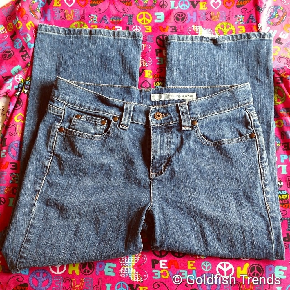 DKNY Jeans - Picture 2 of 7