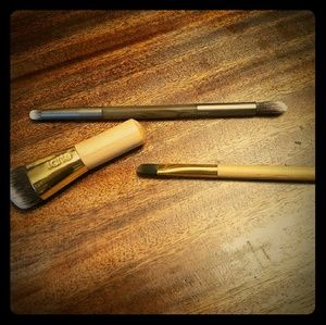 Tarte and Urban Decay Makeup Brushes