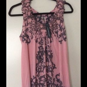 Sleeveless flowing blouse by Espresso clothing