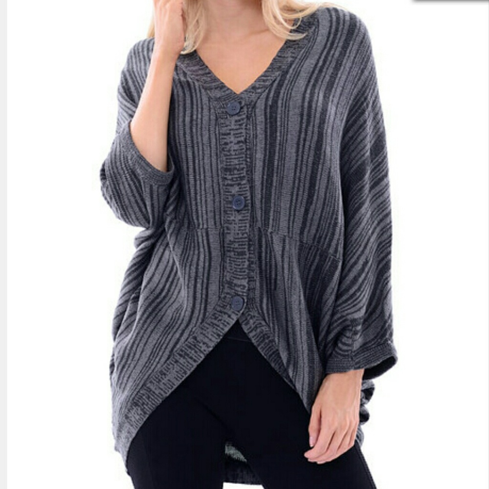 Black high low v-neck cardigan