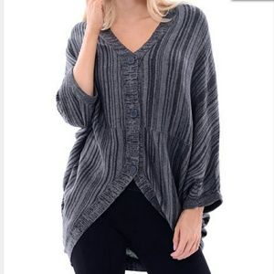 Black high low v-neck cardigan