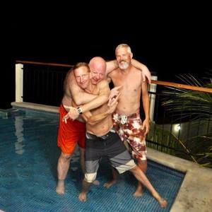 Meet your Posher, Collin