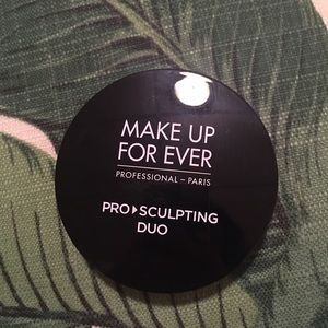 MUFE Pro Sculpting Duo
