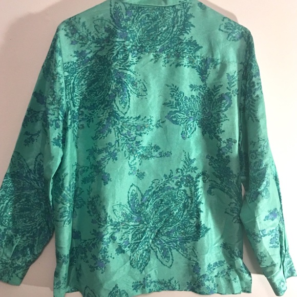 Gorgeous Silk Blouse - Picture 3 of 4
