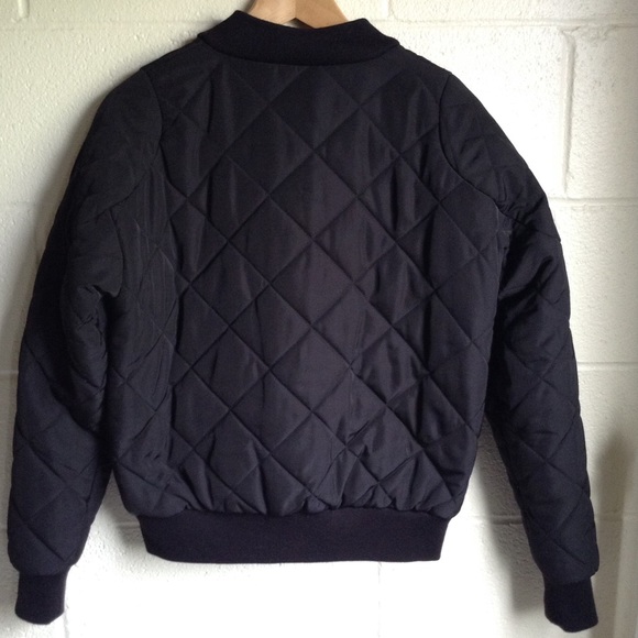 Quilted Bomber Jacket size S - Picture 2 of 3